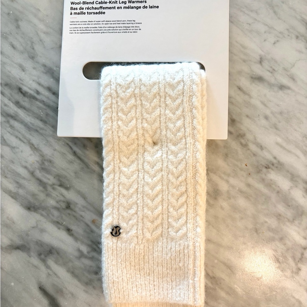 NWT Lululemon White Cable-Knit Leg Warmers